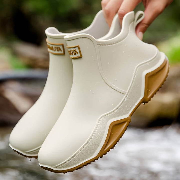 Thea - Orthopedic modern rubber boot