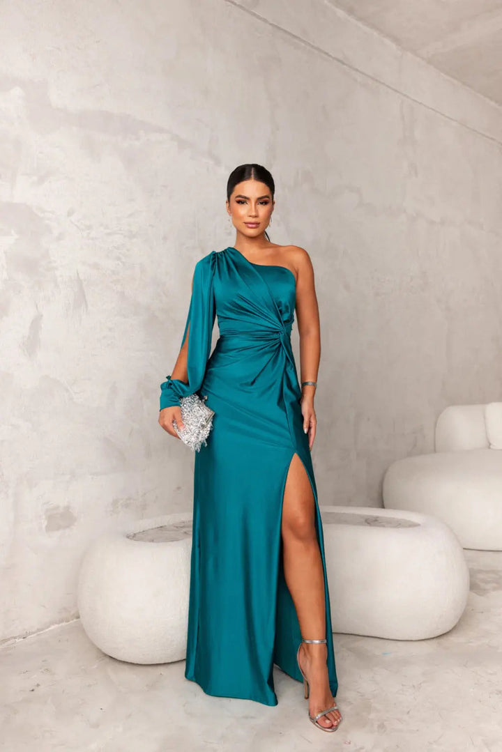 KYARA | Elegant and sophisticated dress
