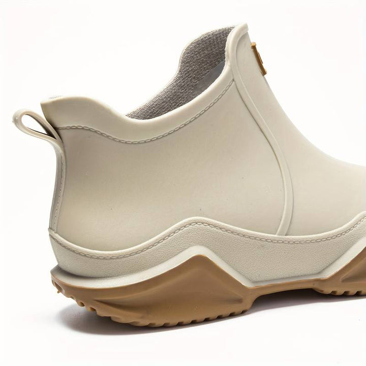 Thea - Orthopedic modern rubber boot