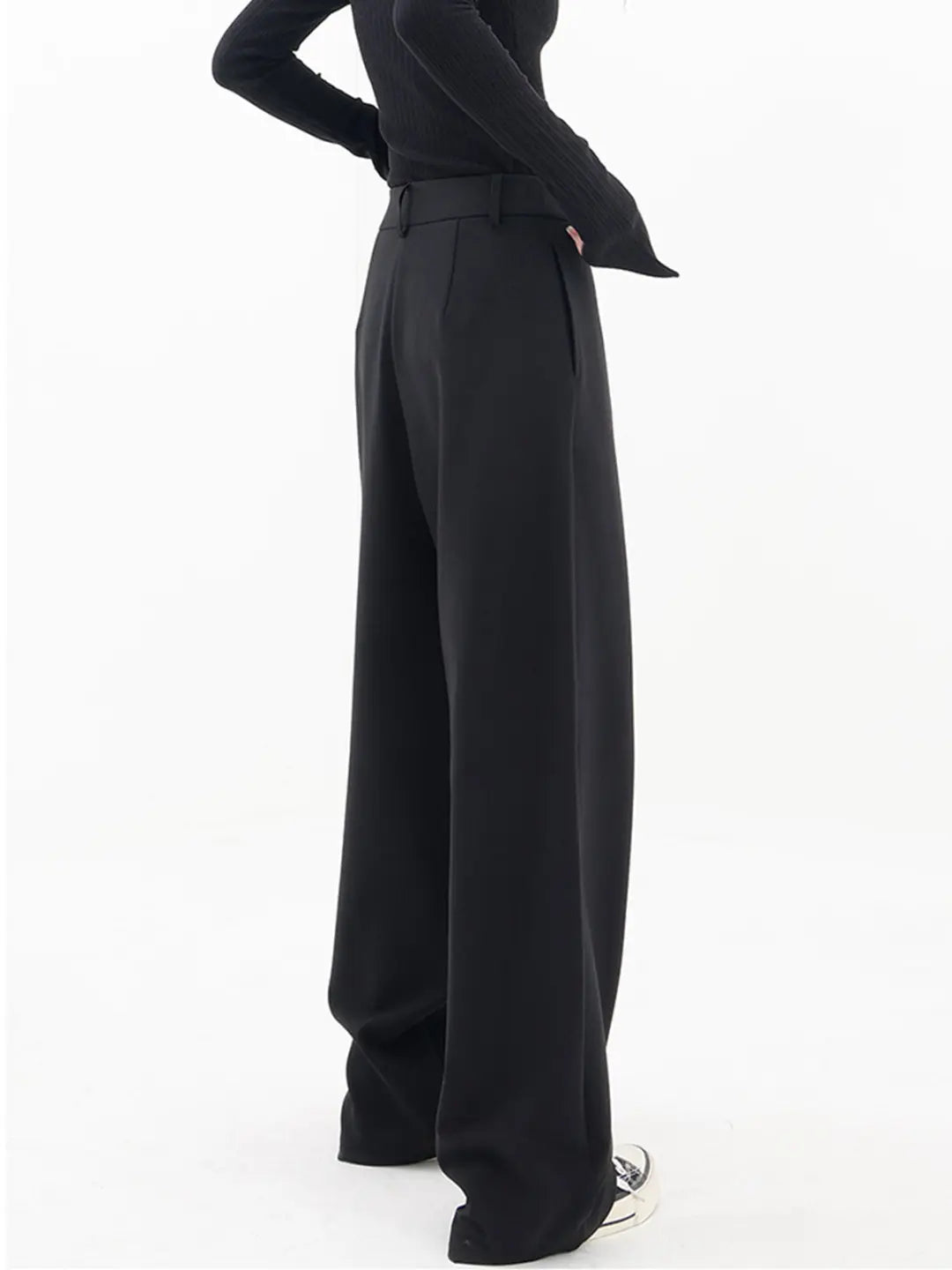 Yuli – Modern baggy pants