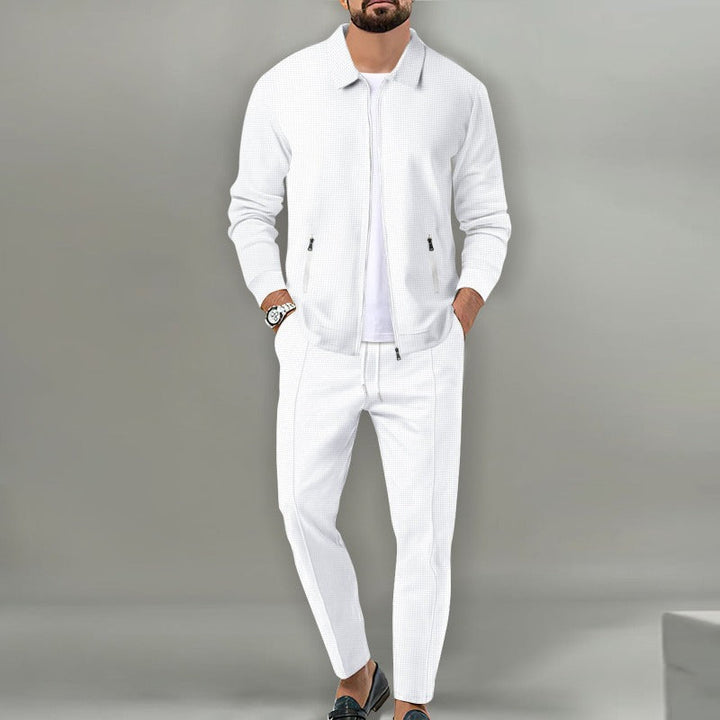 CityChill | Set with long trousers and zip-up jacket