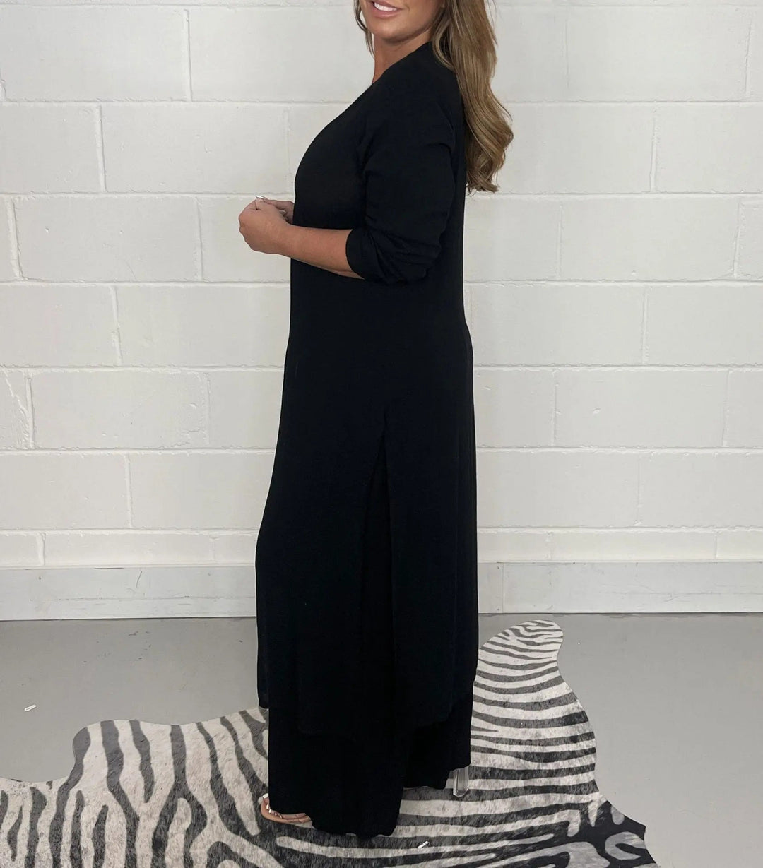 Carla | V-neck slit casual two-piece set