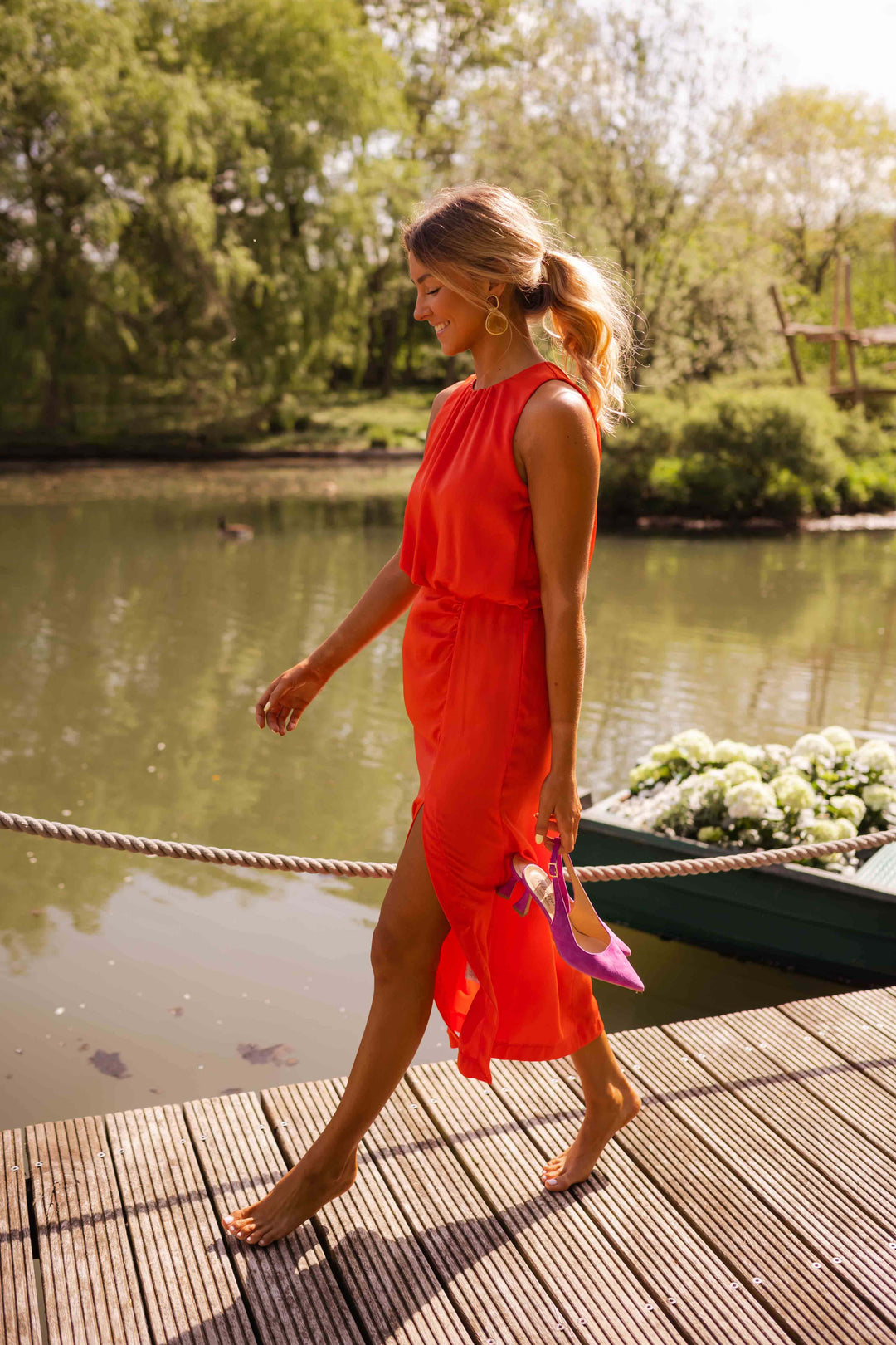 LEONIE summer dress – elegance wherever you go.