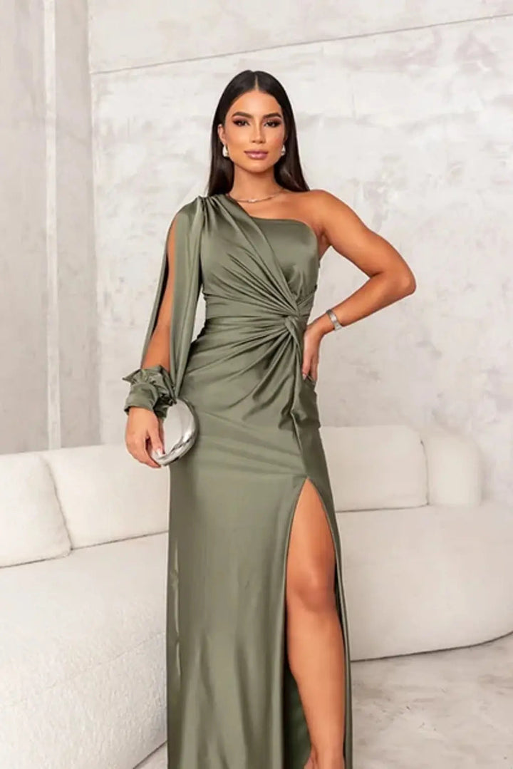 KYARA | Elegant and sophisticated dress