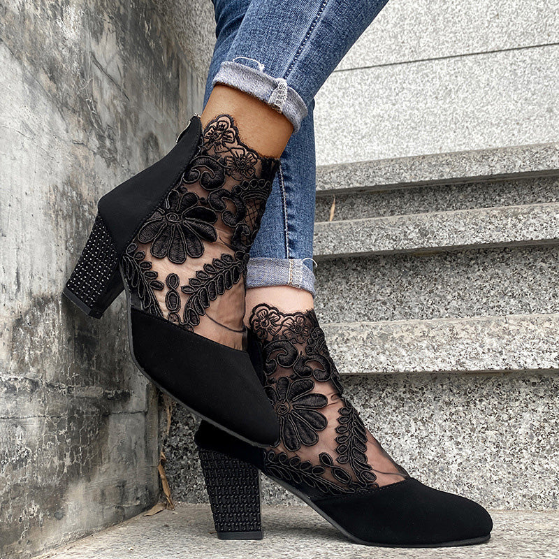 Women's high heels with elegant lace for summer